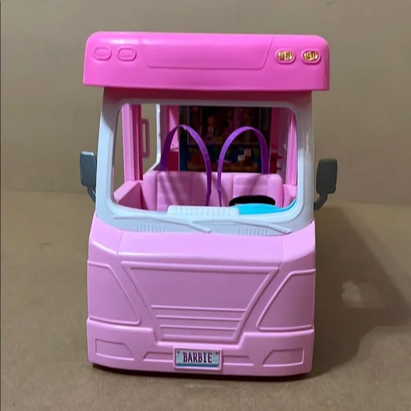 Camper RV - Picture 9 of 16